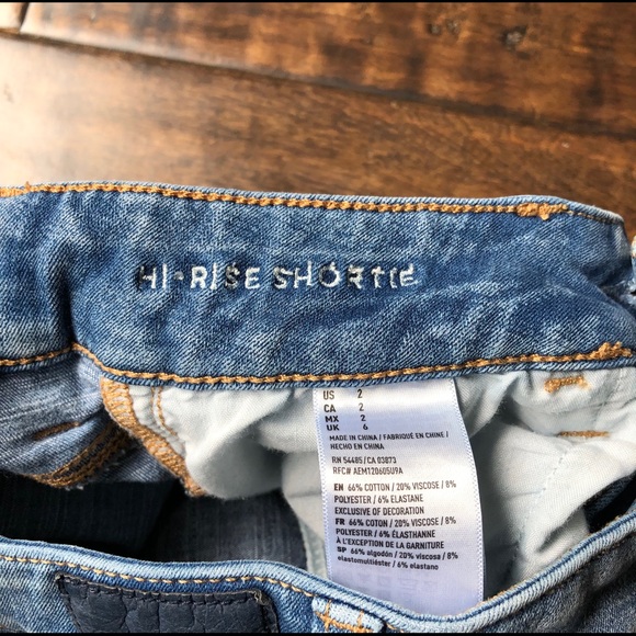 American Eagle Destroyed Hi-Rise Shorties - Picture 8 of 8